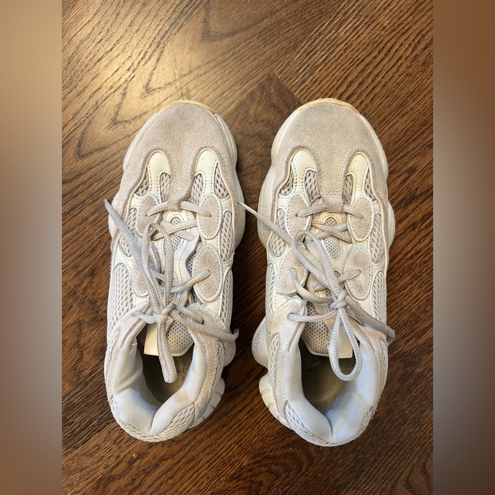 Yeezy 500 sneakers size 7